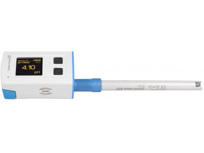 Multiparameter handheld Liquiline Mobile CML18