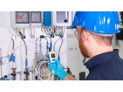 Multiparameter handheld Liquiline Mobile CML18