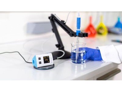 Multiparameter handheld Liquiline Mobile CML18
