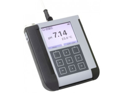 Multiparameter handheld Liquiline To Go CYM290